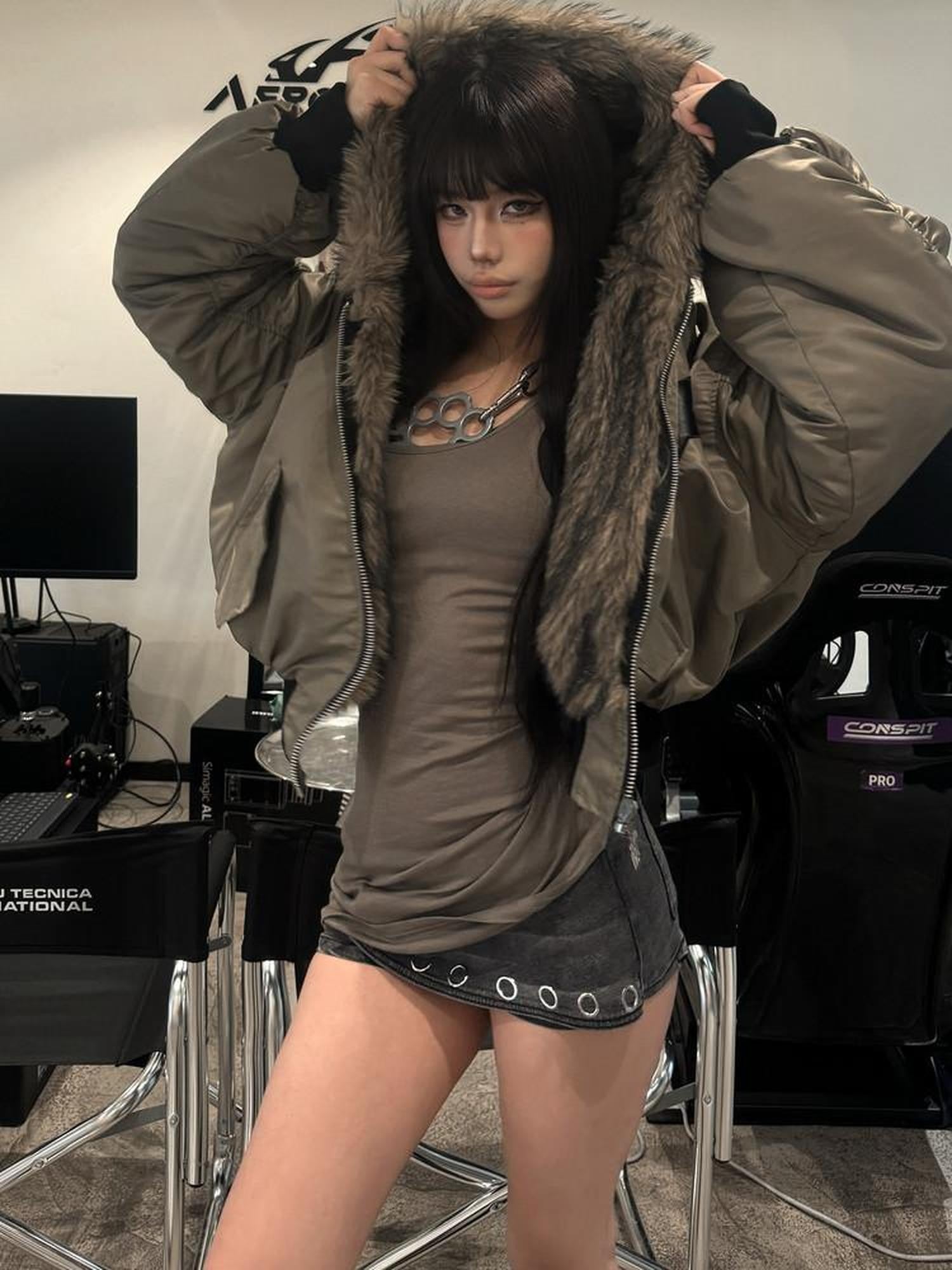 DETW onLine Embroidered Star Layered Hooded Fur Collar Women&