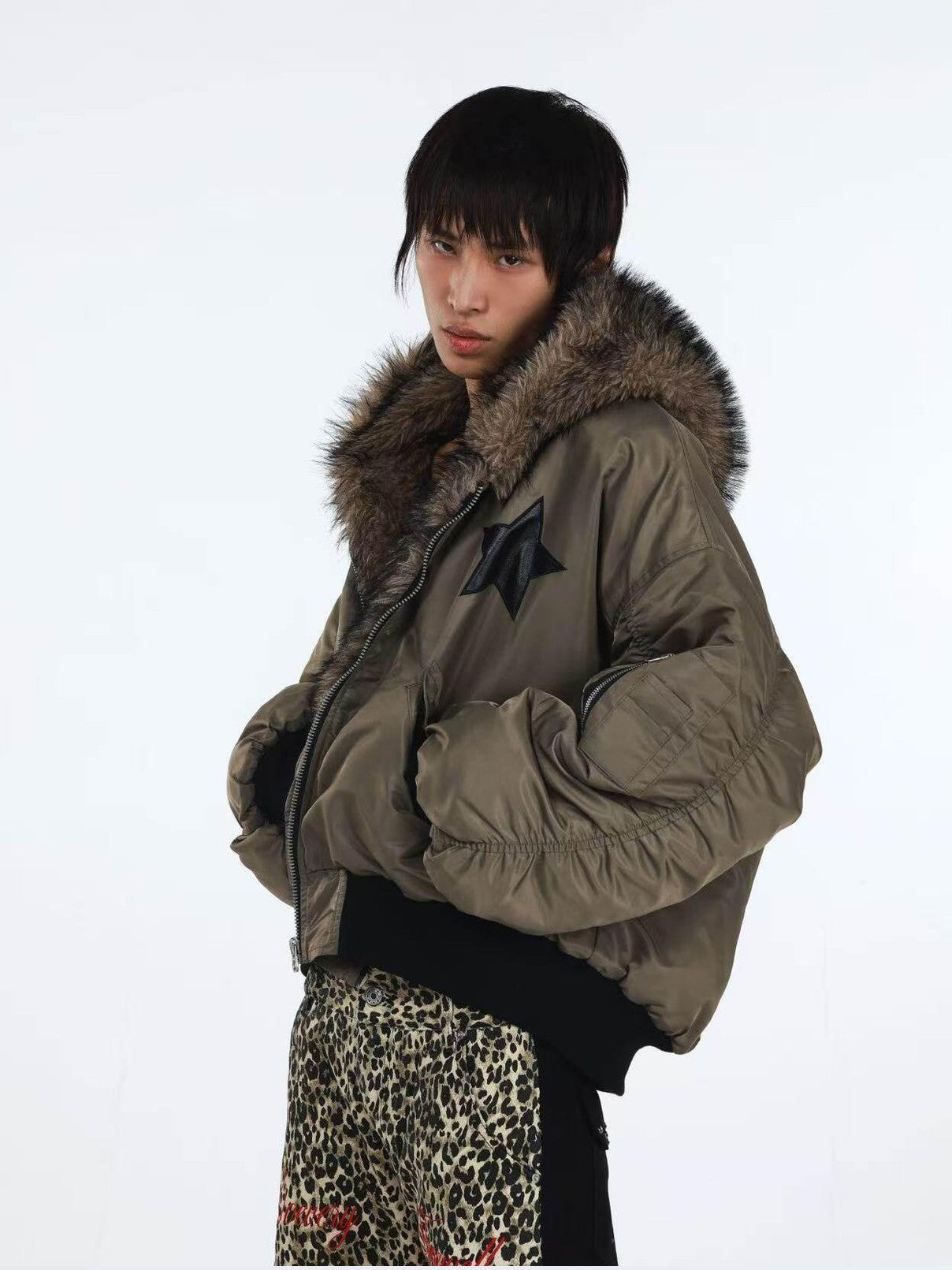 DETW onLine Embroidered Star Layered Hooded Fur Collar Women&