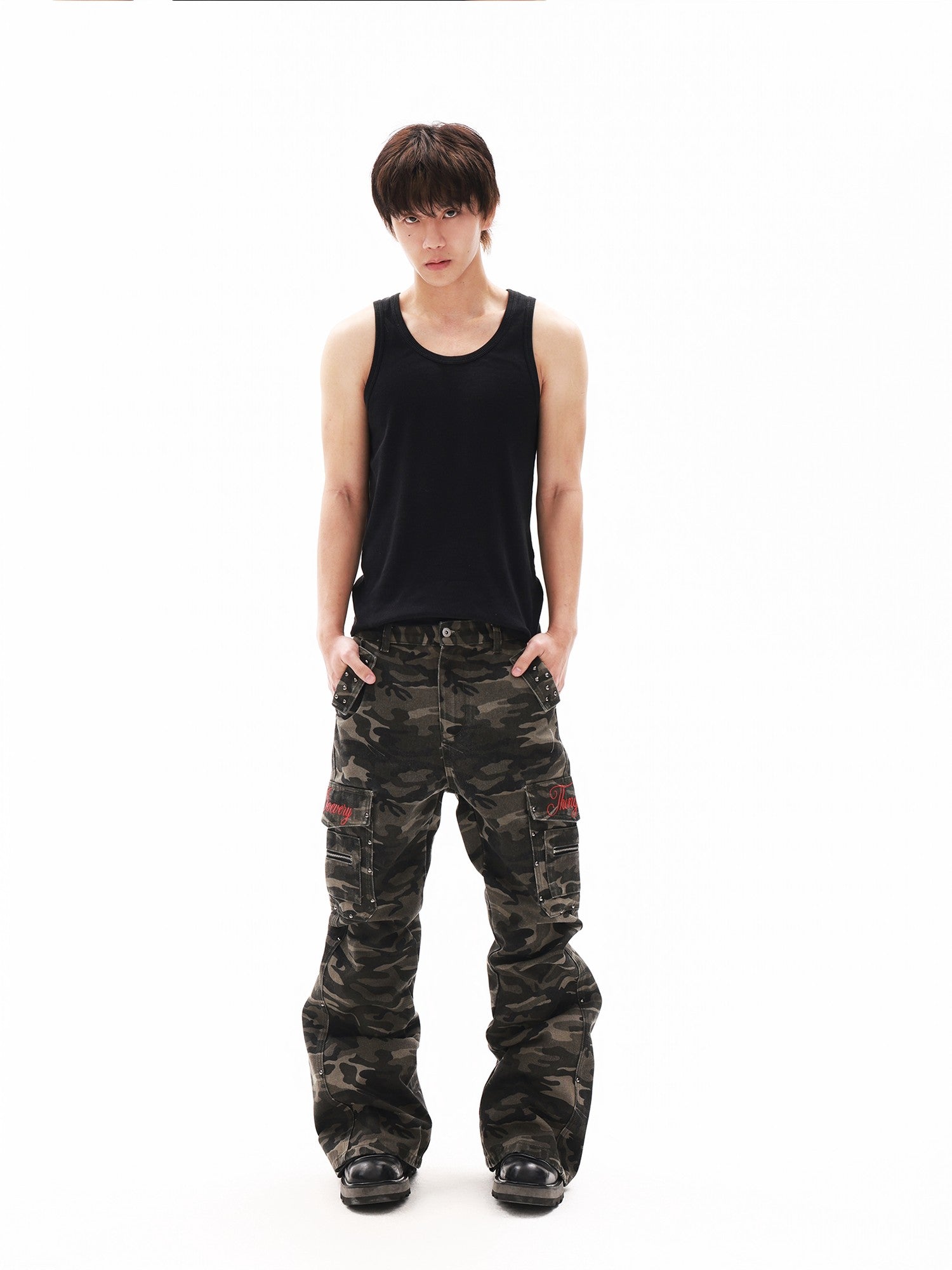 DETW onLine Green Camo Rivet Embroidered Cargo Women&
