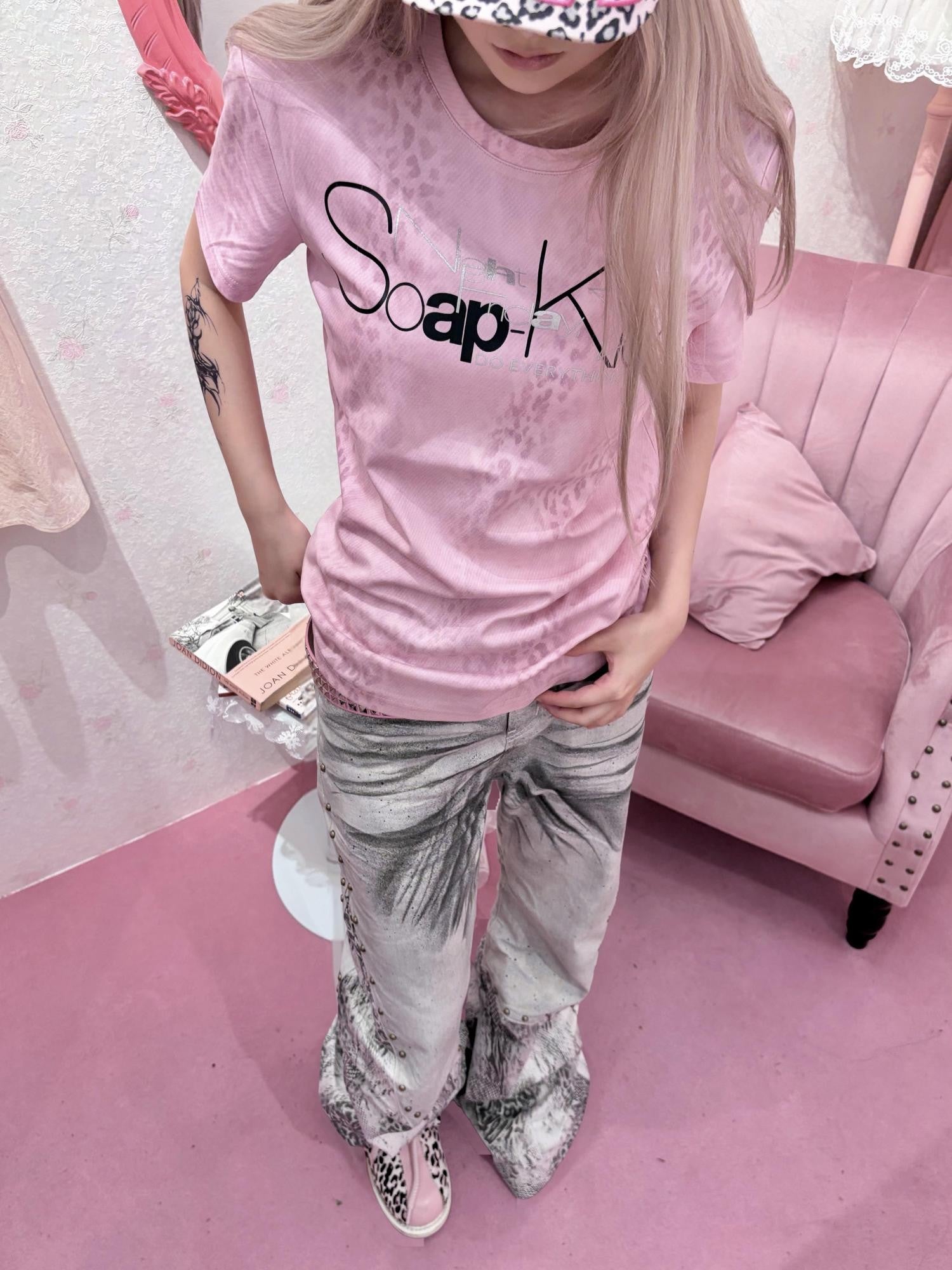 DETW onLine Leopard Print Silver Foil Slogan Women&