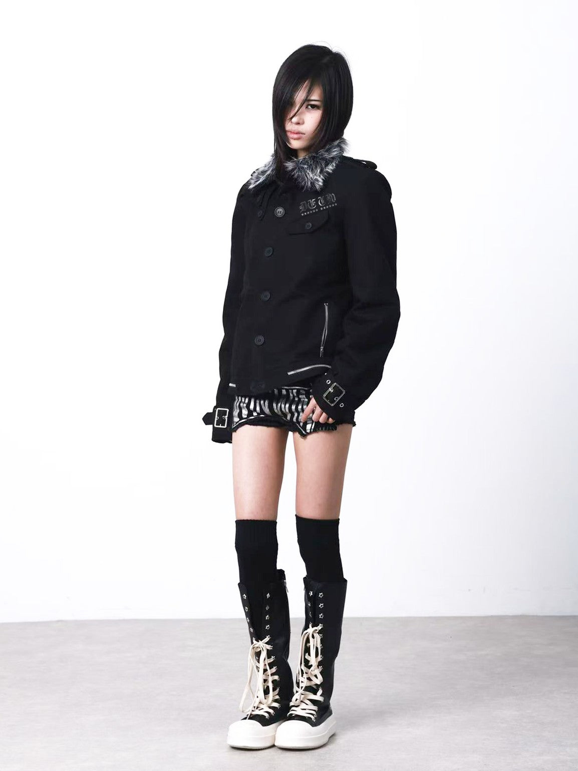 DETW onLine Palace Single Breasted Fur Collar Metal Eagle Women&