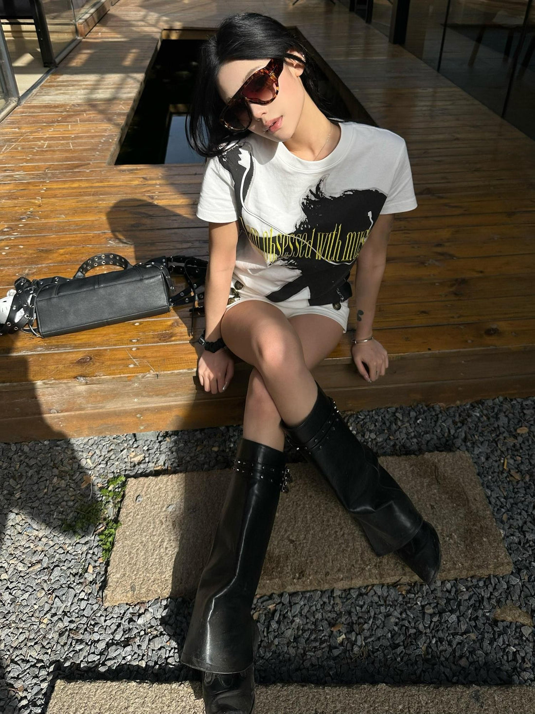 DETW onLine Portrait Slogan 3d Embroidery Punk Women&