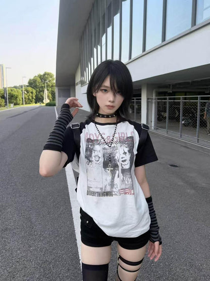 DETW onLine Record Portrait Print Black White Raglan Women&