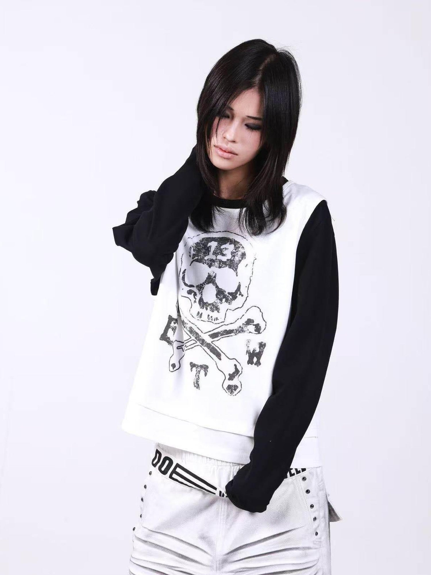 DETW onLine Skull Print Double Neck Contrast Women&