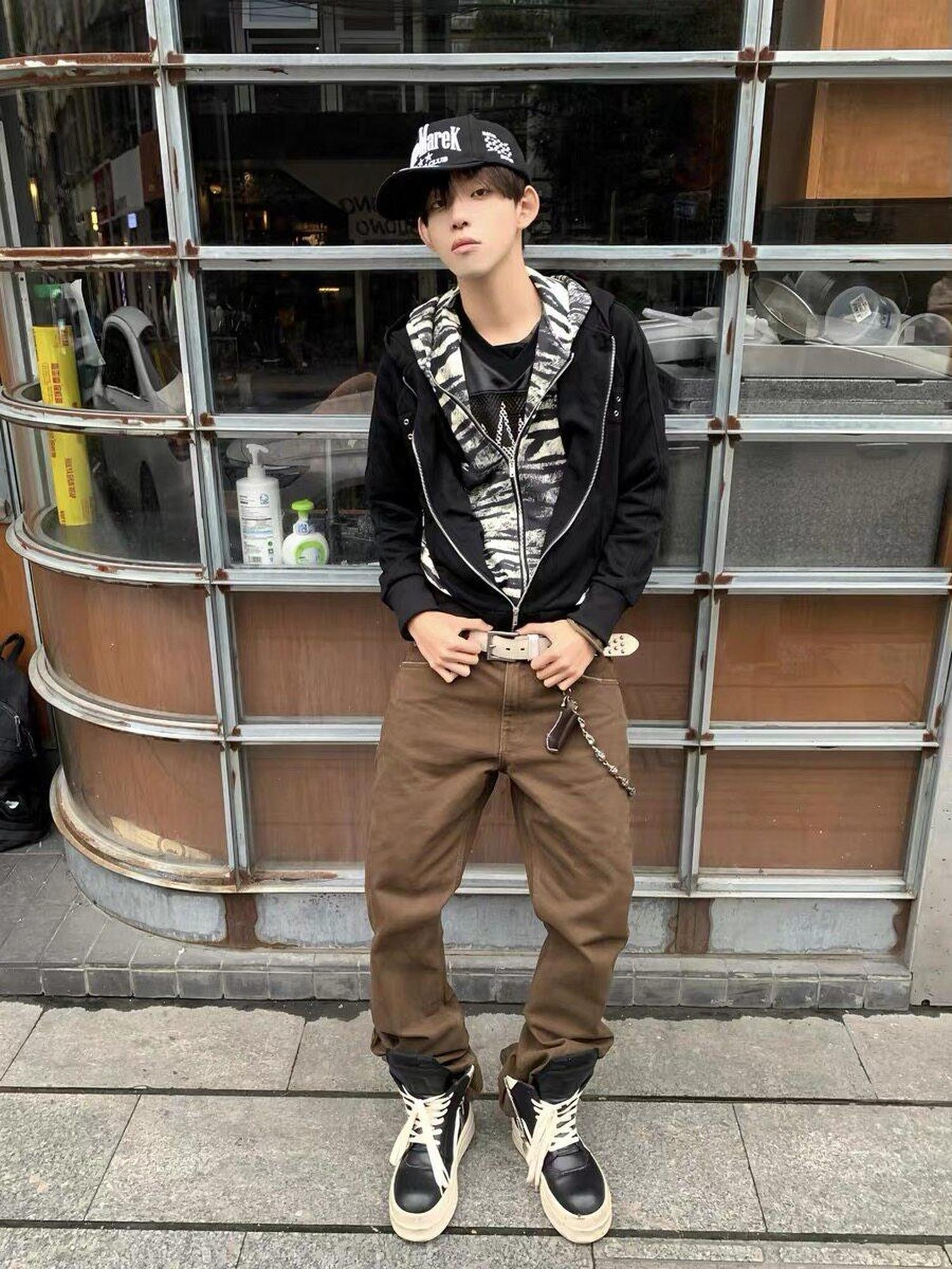DETW onLine Tiger Print Skull Metal Button Double Layer Women&