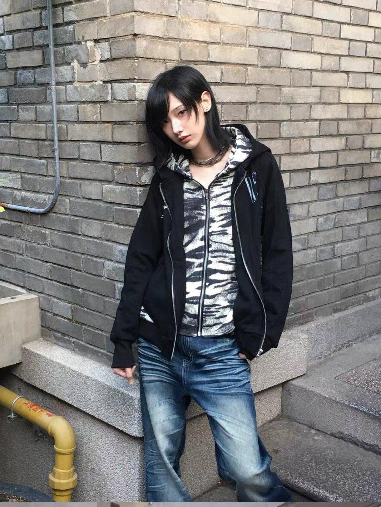 DETW onLine Tiger Print Skull Metal Button Double Layer Women&