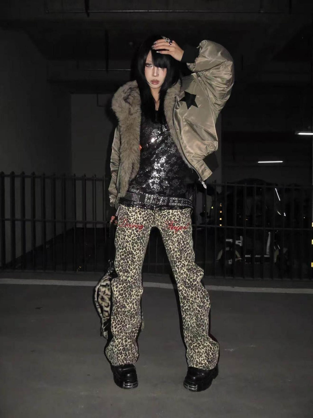DETW onLine Vintage Double Tone Leopard Patchwork Embroidered Women&