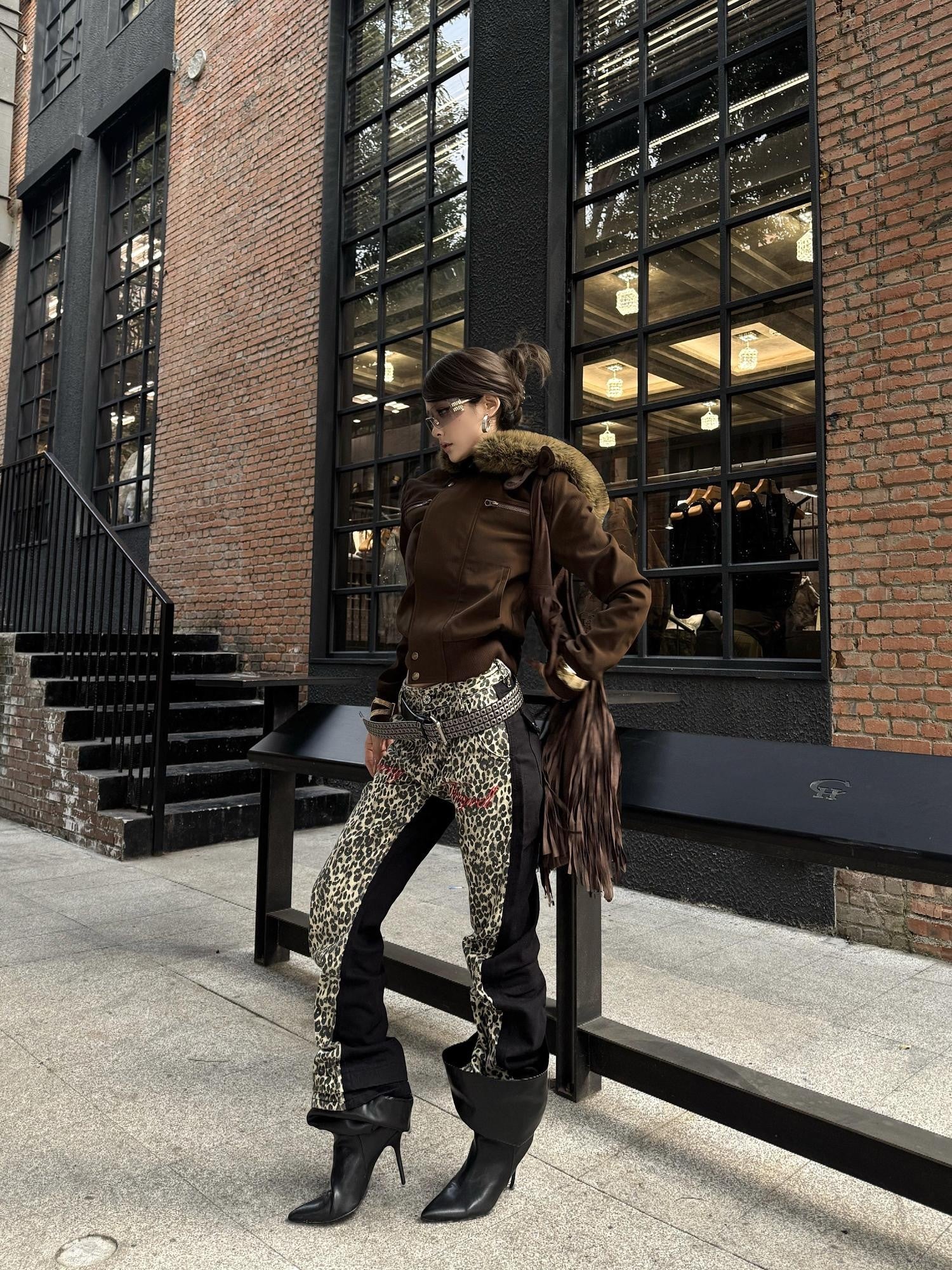DETW onLine Vintage Double Tone Leopard Patchwork Embroidered Women&