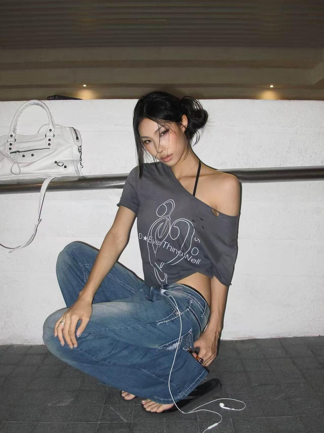 DETW onLine Washed Distressed Music Note Print Women&