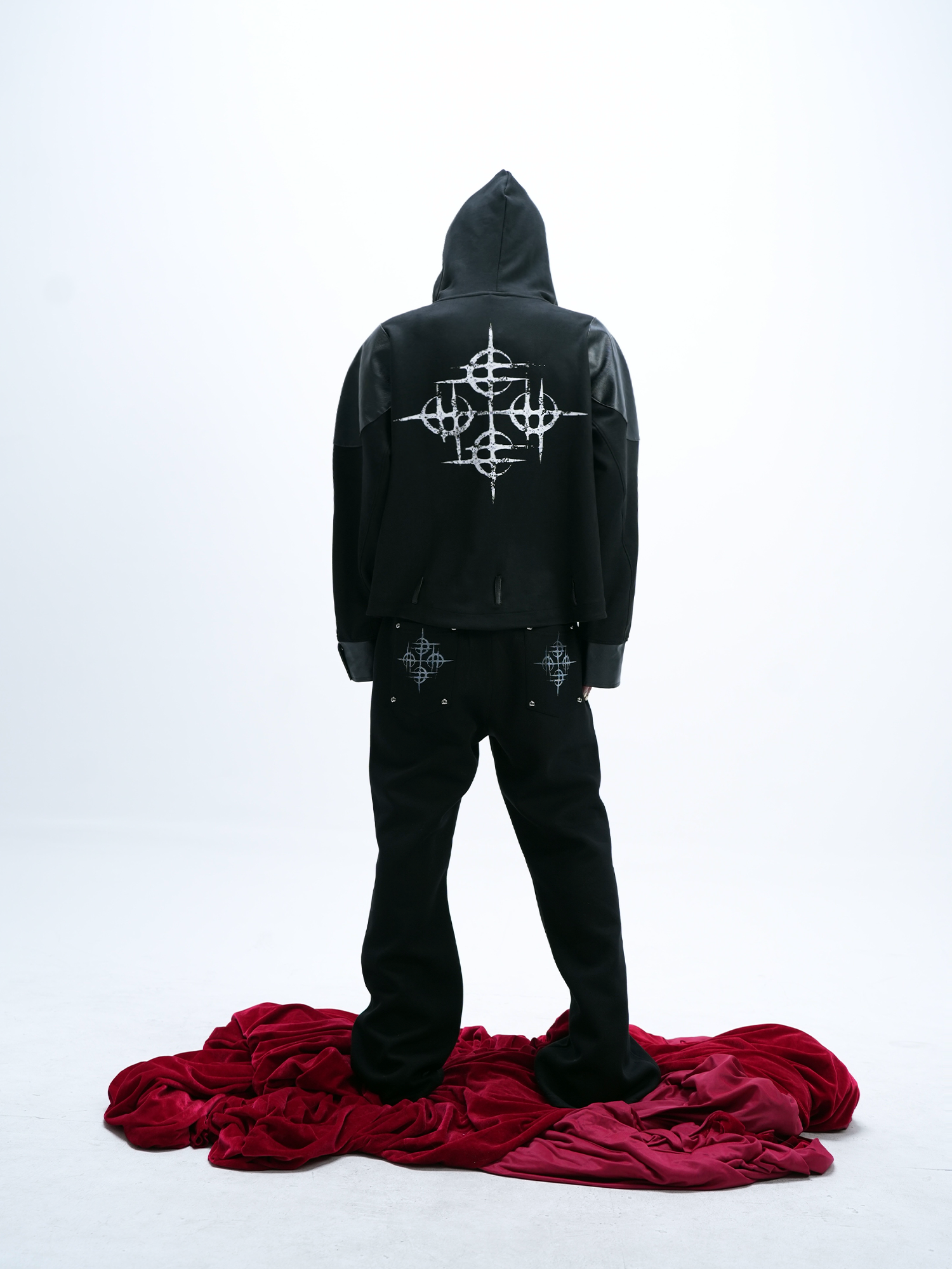 DETW online Armor Deconstructed Hooded Zip Coat V-neck T-shirt Long Sleeve