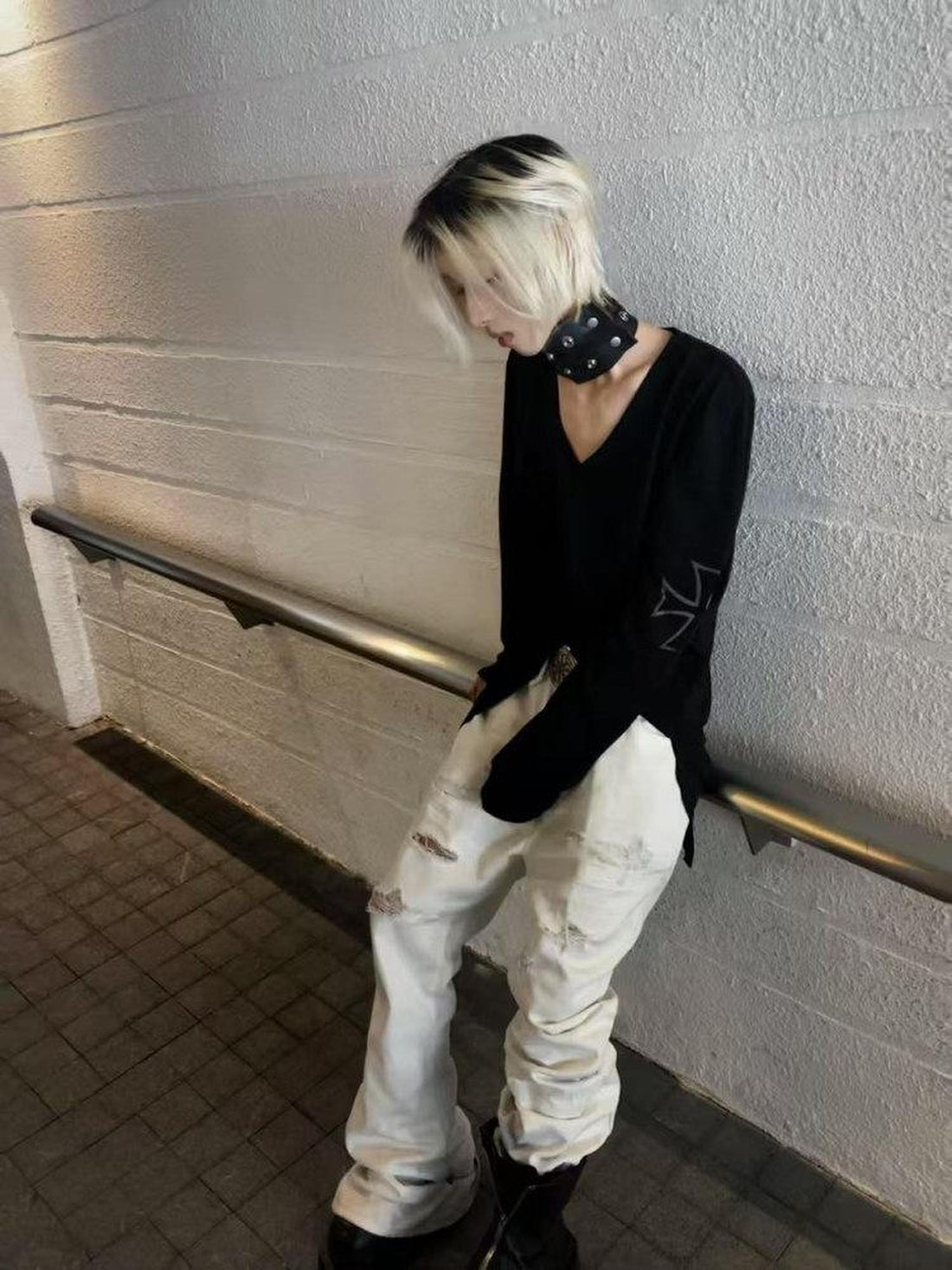 DETW online Dark Tailored V-neck Long Sleeve