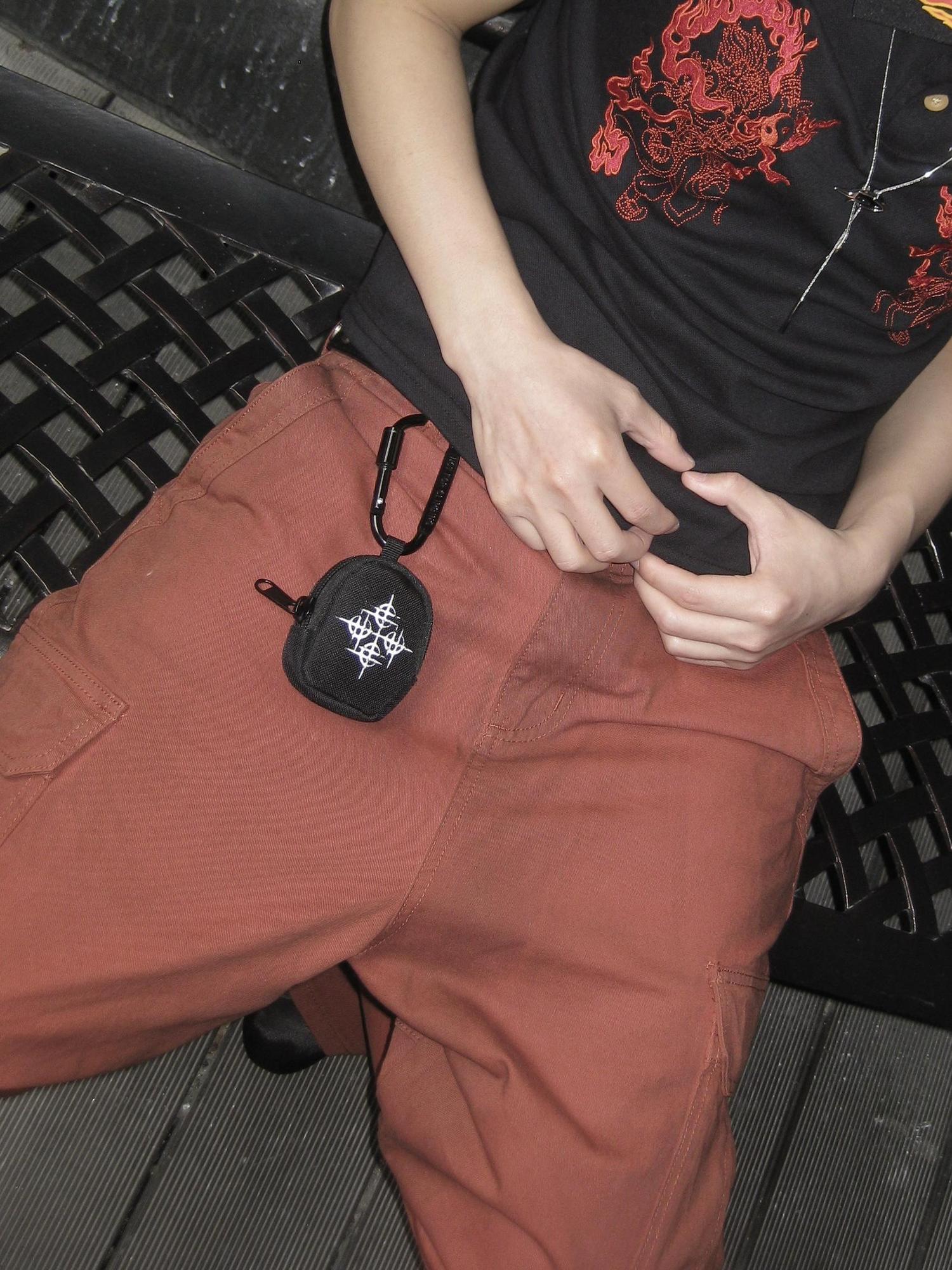 DETW online Multifunctional Metal Keychain Earphone Pouch