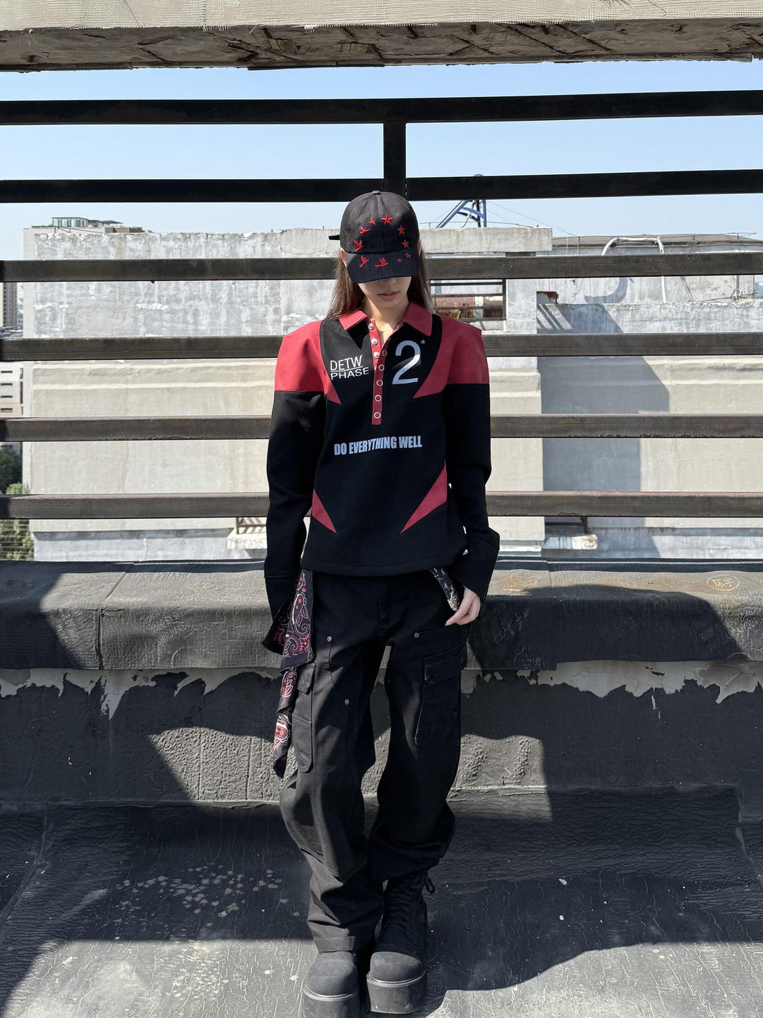 DETW online 拼接重工排扣 Polo 衫