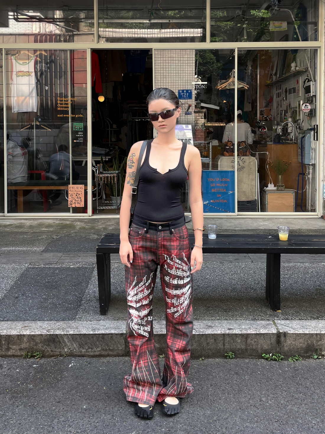 DETW online Punk Custom Red Tartan Embroidered Jeans