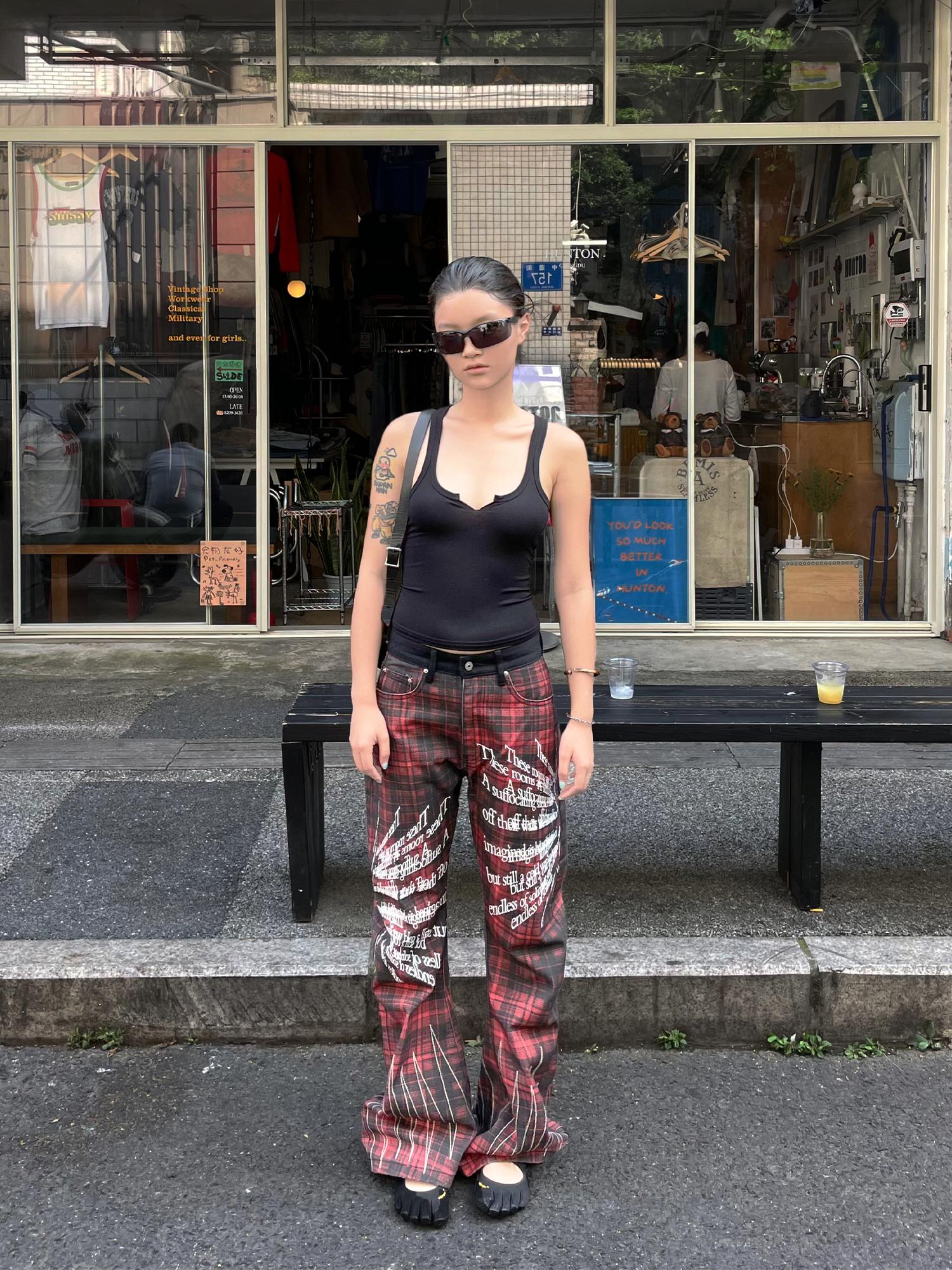DETW online Punk Custom Red Tartan Embroidered Jeans