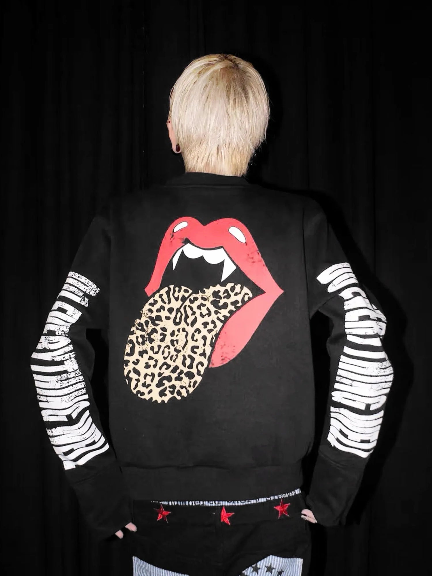 DETW online Punk Tongue Print Ribbed Sweatshirt