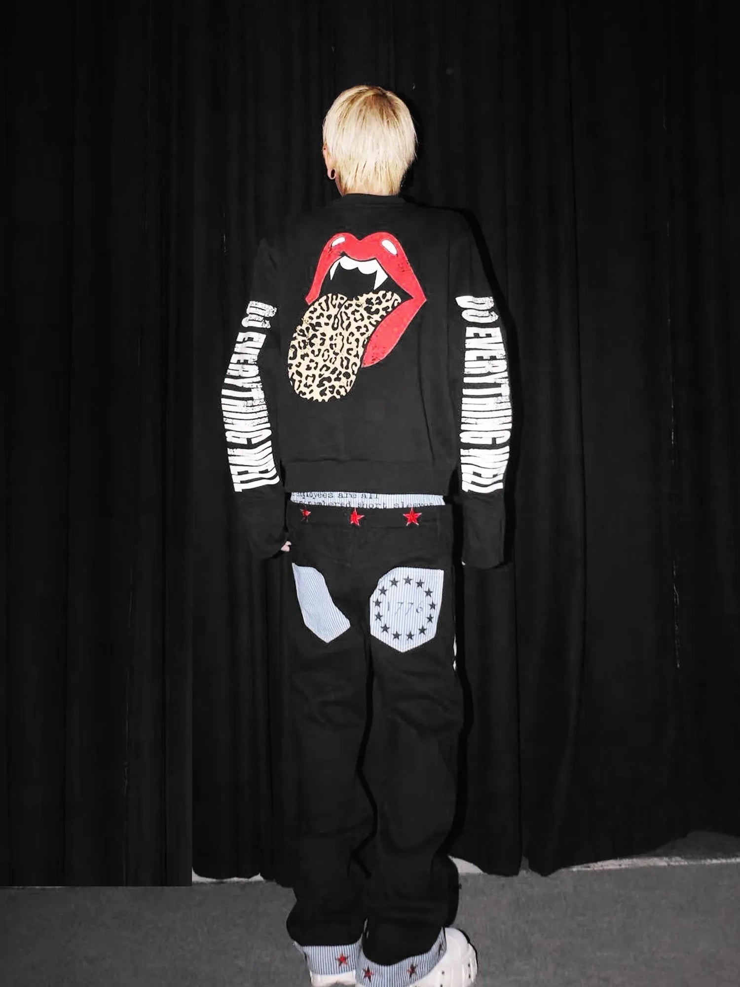 DETW online Punk Tongue Print Ribbed Sweatshirt