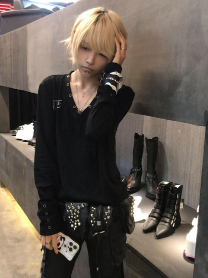 DETW online V-Neck Metal Button Gothic Cotton Long Sleeve Top T-shirt