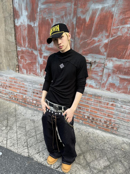DETW online Vintage Cross Neckline Fitted Tee