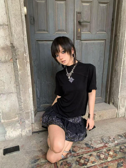 DETW online Vintage Cross Neckline Fitted Tee