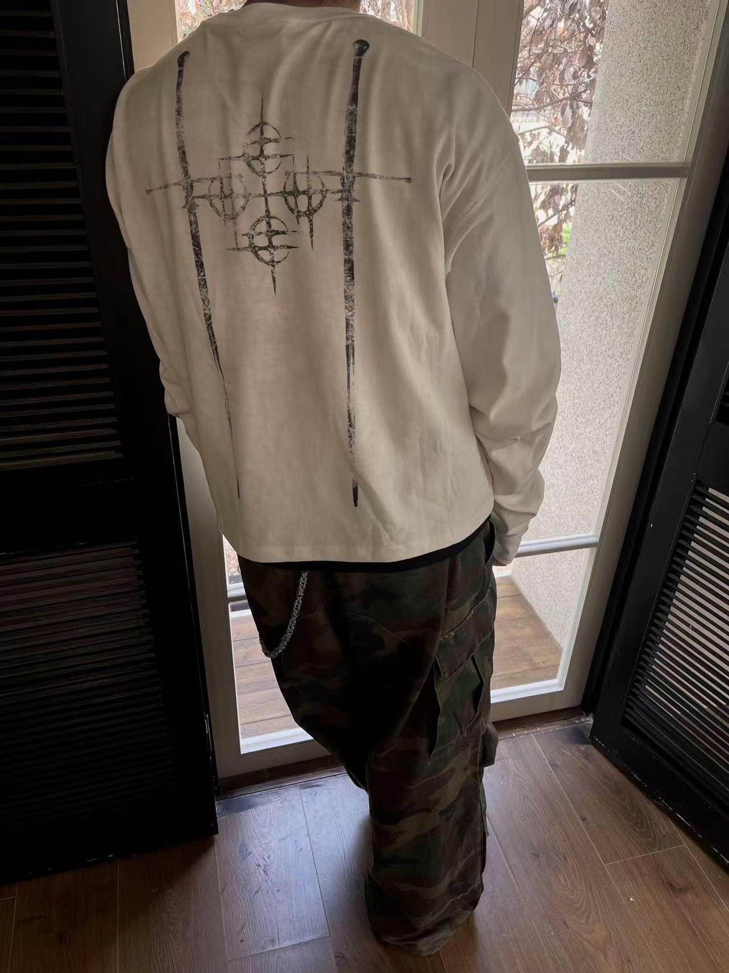 DETW online Vintage Wash Distressed Box Crop Tee