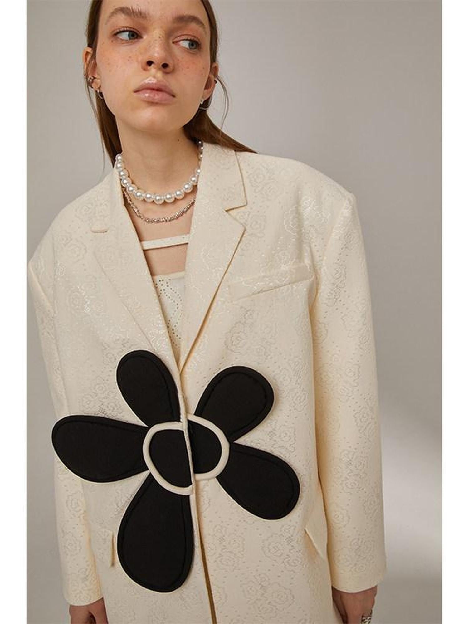 DIDDI MODA 3D Floral Applique Button Polo Collar Long Sleeve Women&