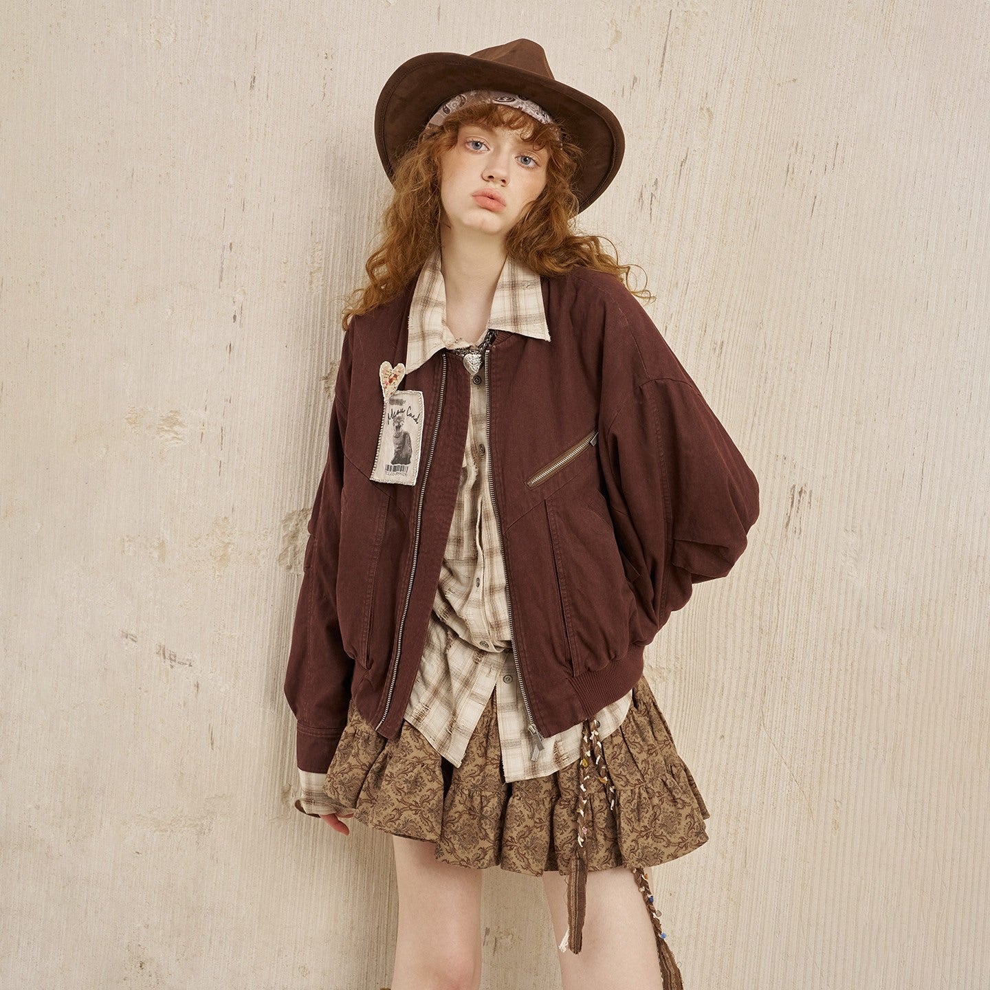 DIDDI_MODA_Cat_Badge_Washed_Zipper_Loose_Short_Drop_Shoulder_Women&