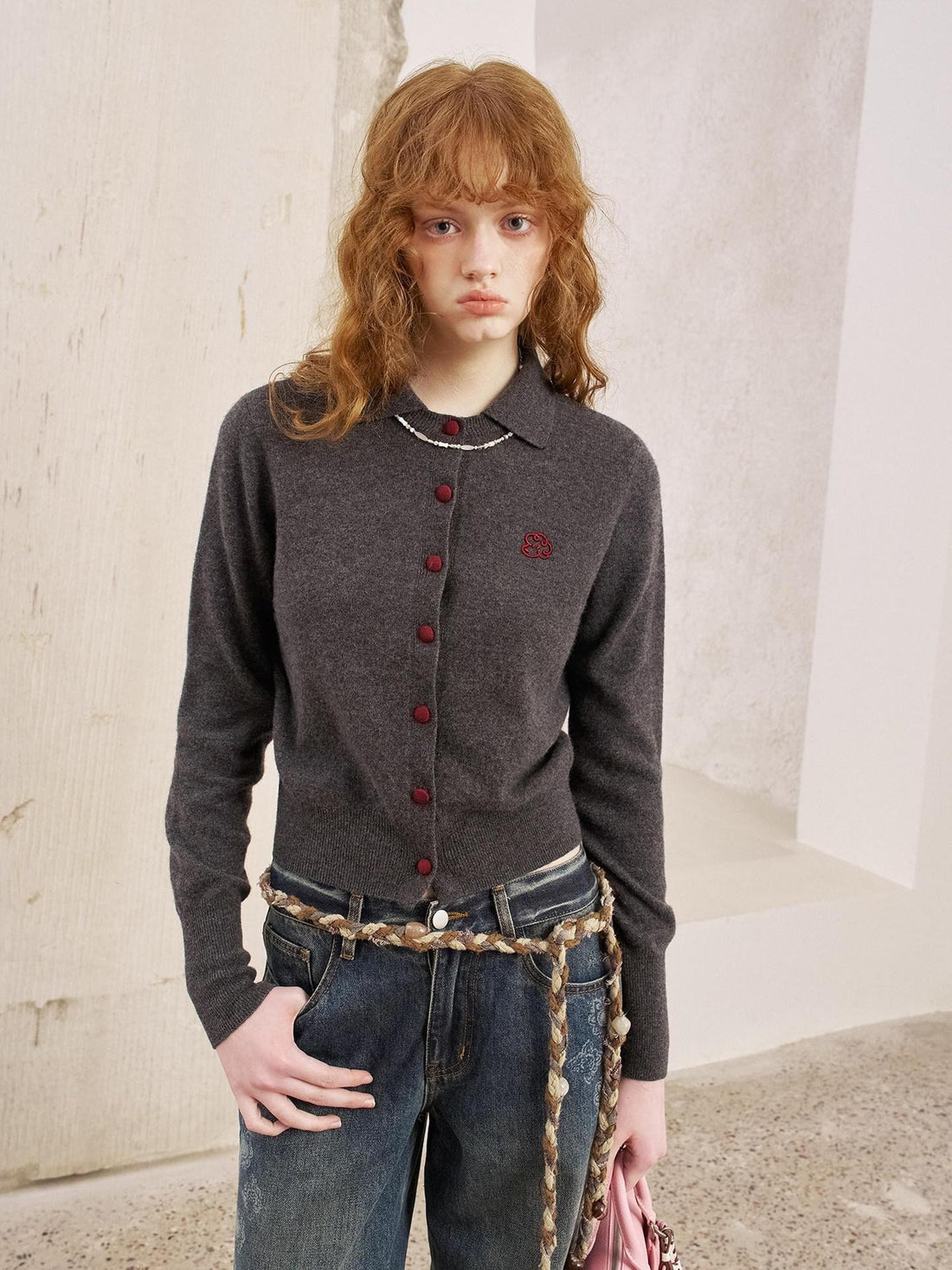 DIDDI MODA Curly Puppy Embroidered Slim Button Women&