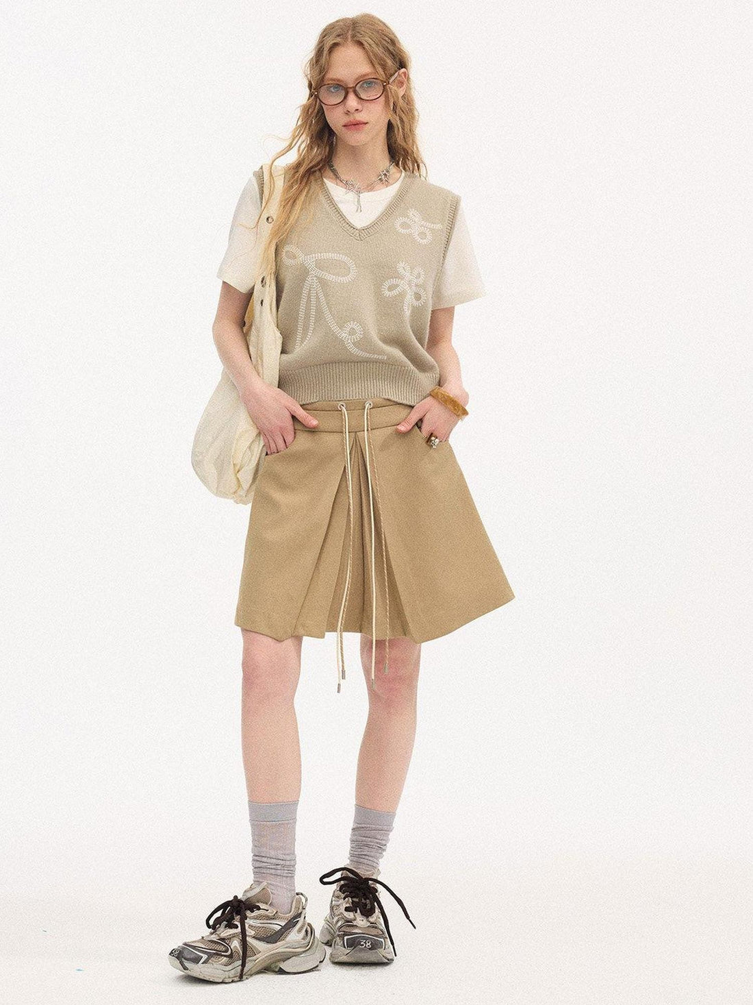 DIDDI MODA Lace Peter Pan Collar Vest Women&