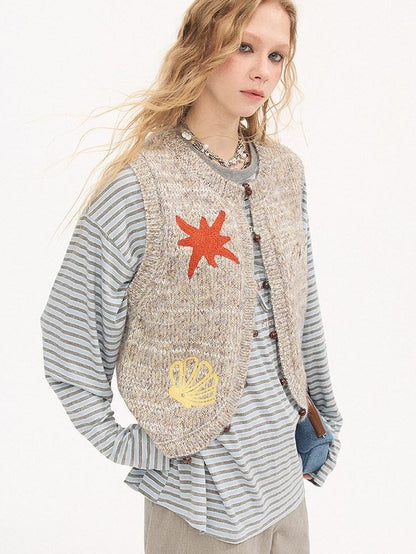 DIDDI MODA Multicolor Beaded Embroidered Lettered Single Button Women&