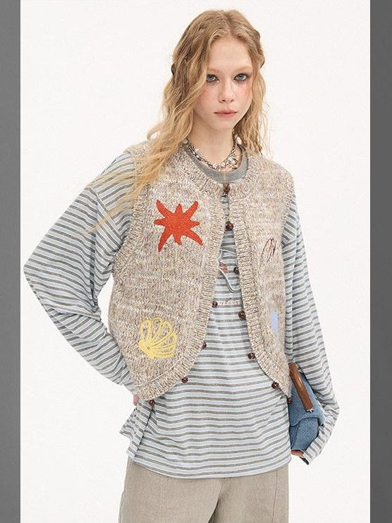 DIDDI MODA Multicolor Beaded Embroidered Lettered Single Button Women&