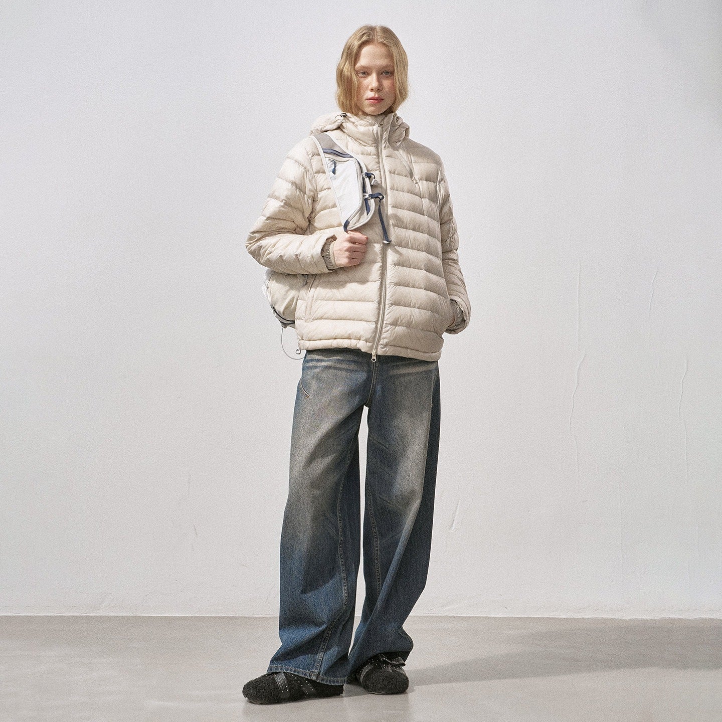 DIDDI_MODA_Ribbed_Quilted_Hooded_Zipper_Short_Thin_Women&
