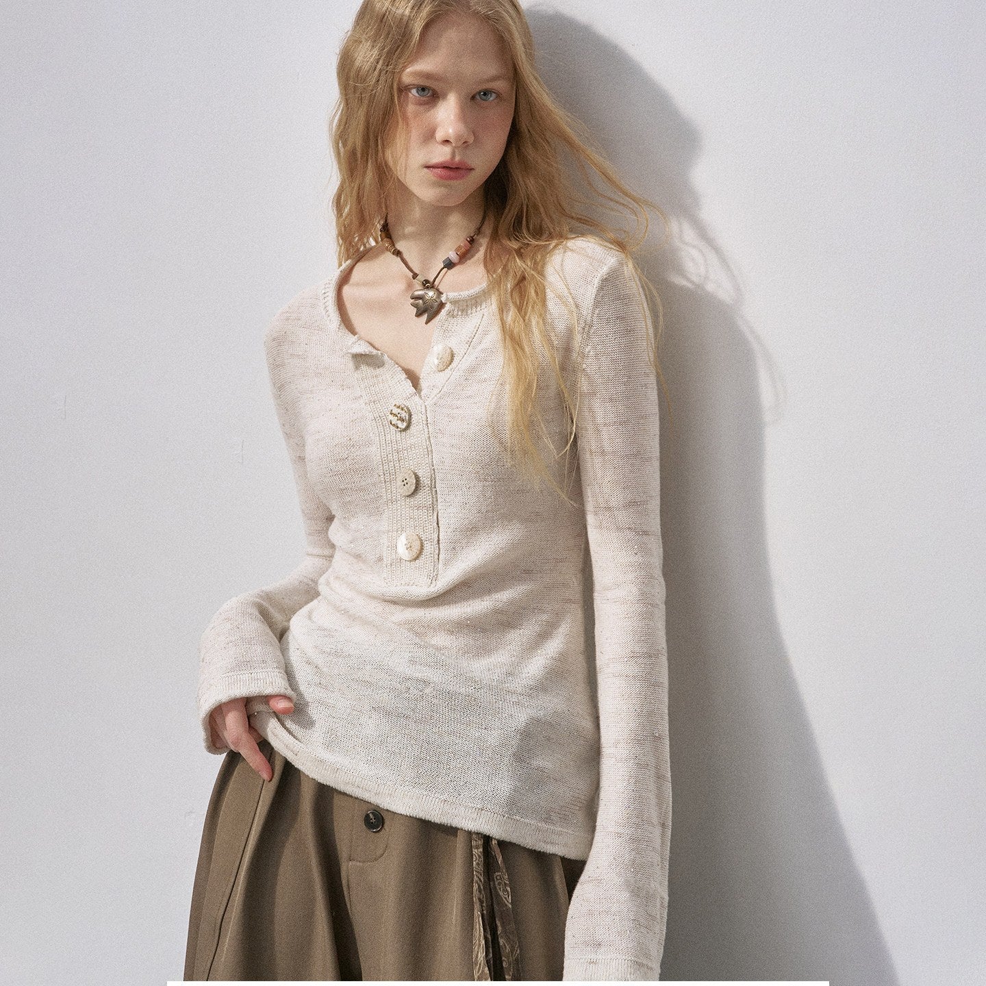 DIDDI_MODA_Sequin_Henley_Neck_Wide_Placket_Knit_Women&