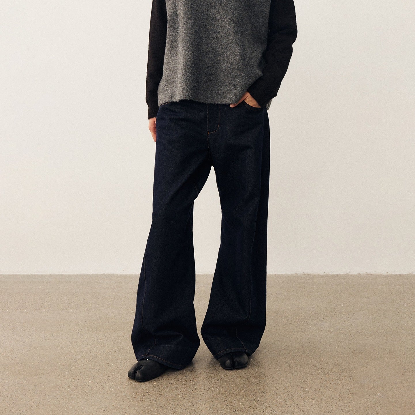 DIDDI_MODA_Vintage_Raw_Denim_Curved_Hem_Natural_Waist_Women&
