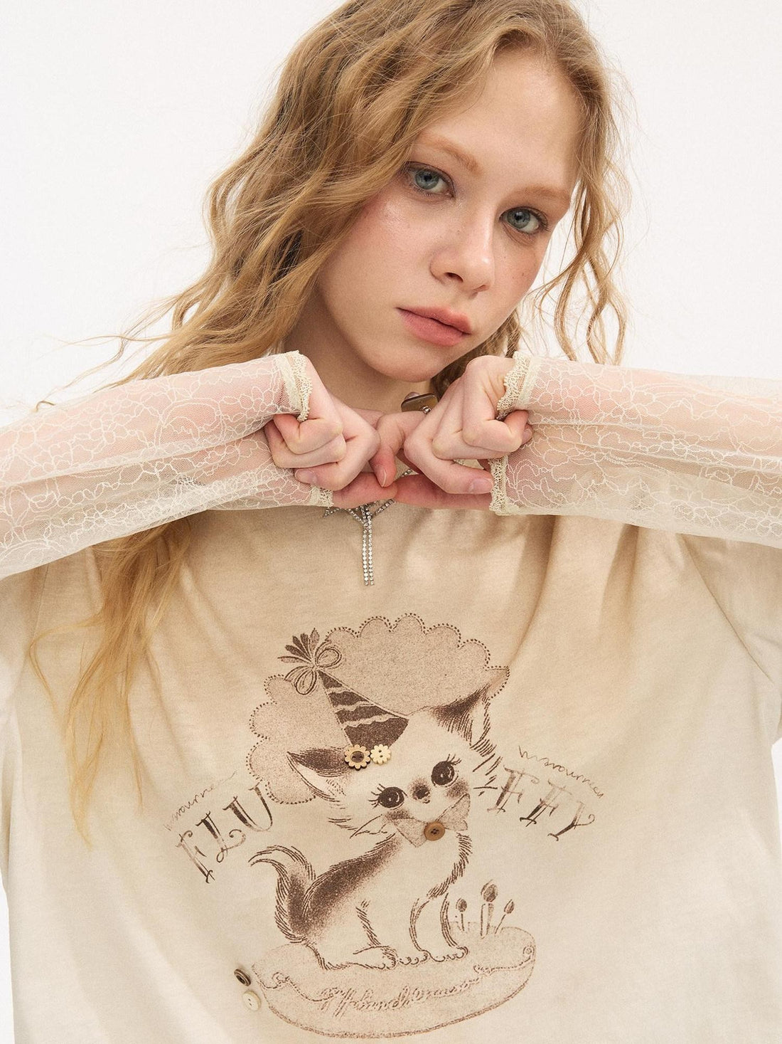 DIDDI MODA Washed Faux Layered Cake Cat Crewneck Relaxed Women&