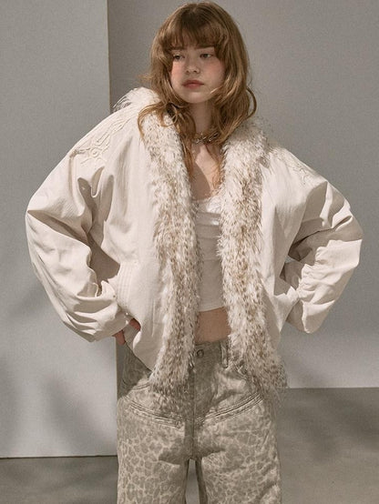 DIDDI MODA White Embroidered Fur Collar Drop Shoulder Women&