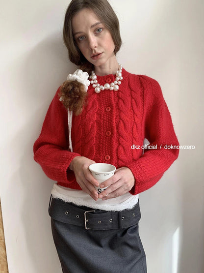 DKZ OFFICIAL 100 % Wool Cropped Cardigan With Cable Knit Pattern