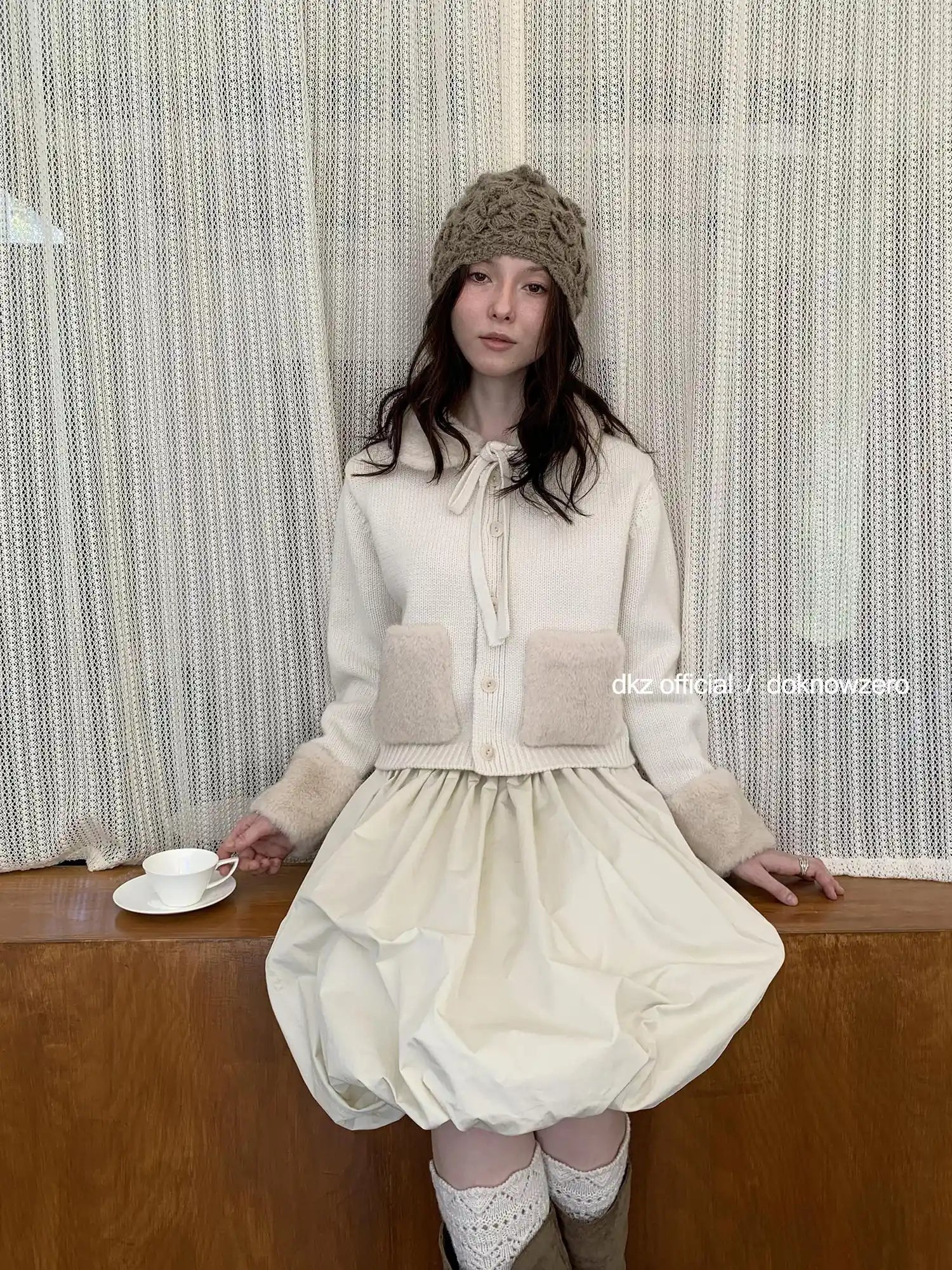 50 Percent Wool Detachable Collar Knit Cardigan Women Winter Short Coat V-neck T-shirt Long Sleeve
