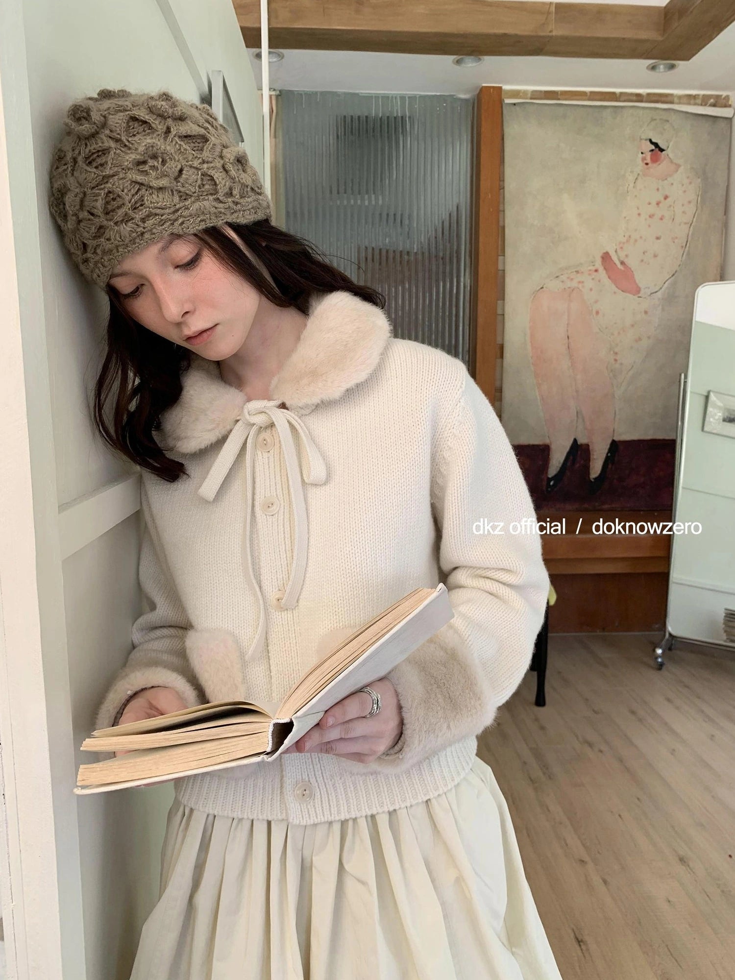 50 Percent Wool Detachable Collar Knit Cardigan Women Winter Short Coat V-neck T-shirt Long Sleeve
