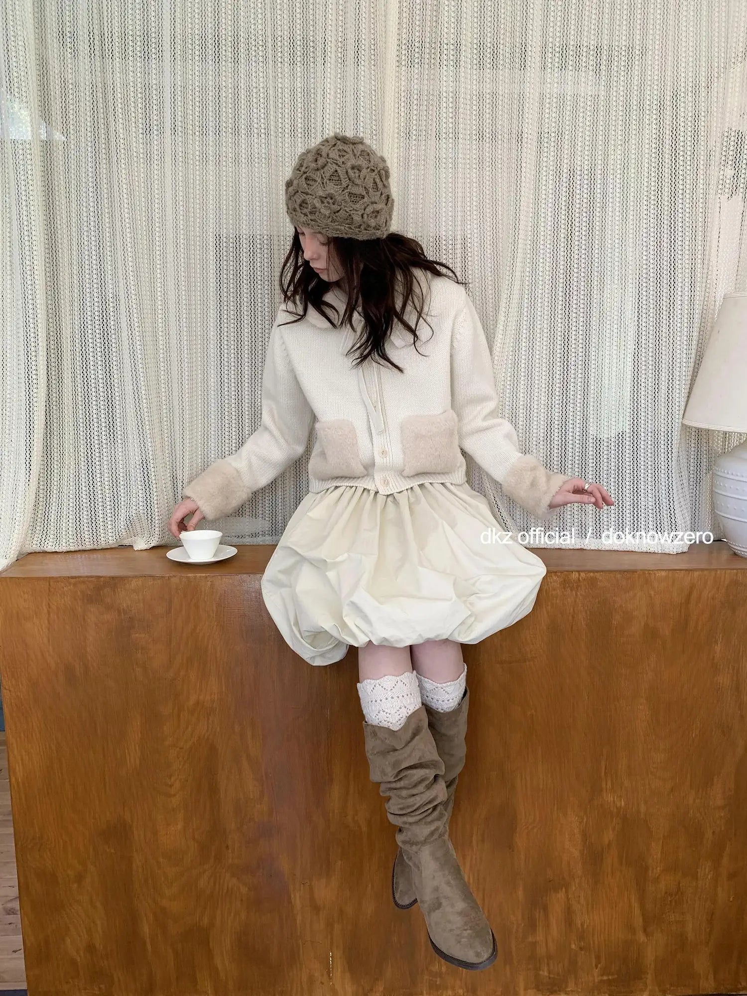 50 Percent Wool Detachable Collar Knit Cardigan Women Winter Short Coat V-neck T-shirt Long Sleeve