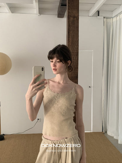 DKZ_OFFICIAL_Almond_Lace_Spliced_V-neck_Slim_Woven_Strap_Women&
