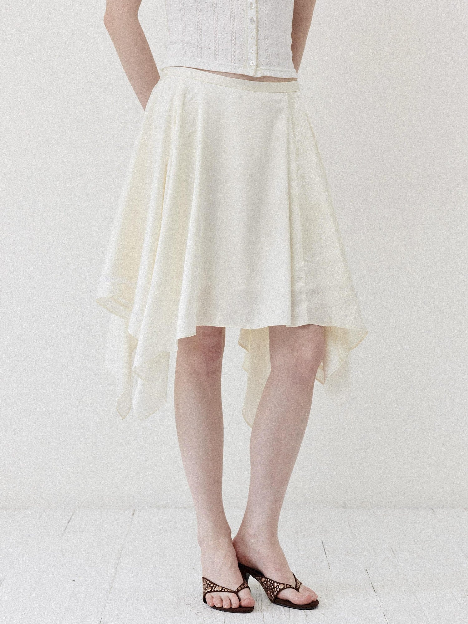 DKZ OFFICIAL Apricot Asymmetric Spliced Flared Women&