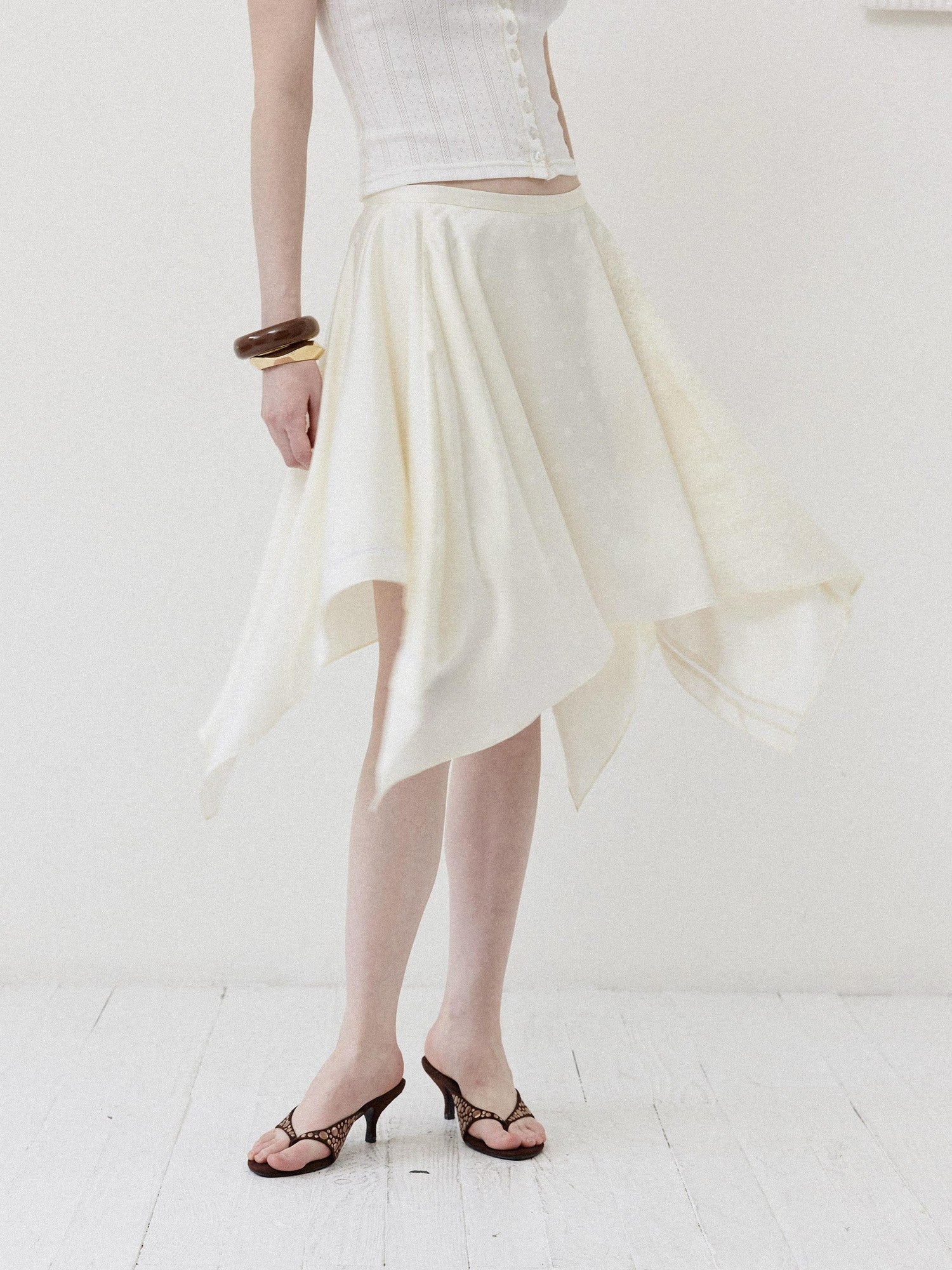 DKZ OFFICIAL Apricot Asymmetric Spliced Flared Women&