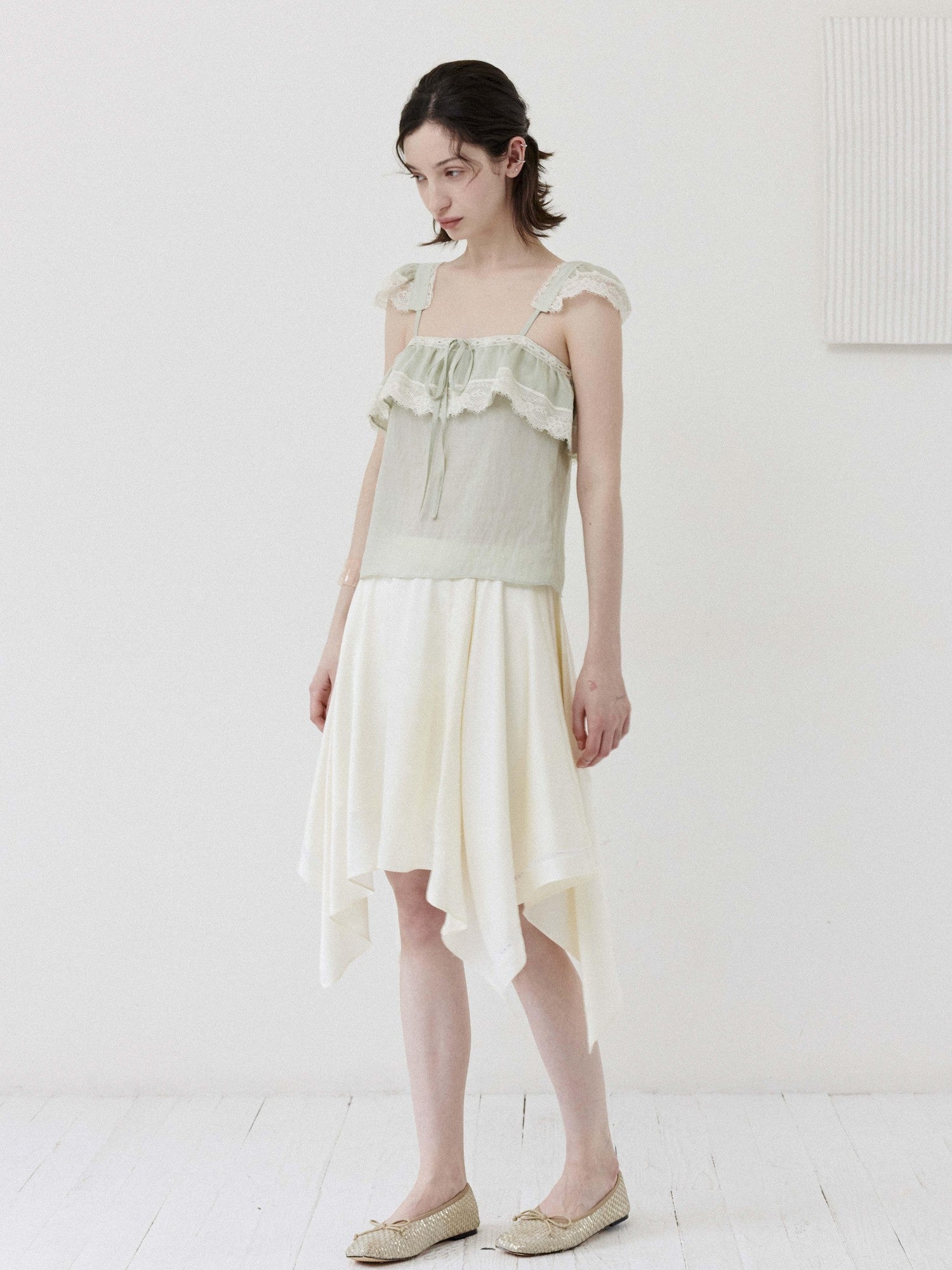DKZ OFFICIAL Apricot Asymmetric Spliced Flared Women&