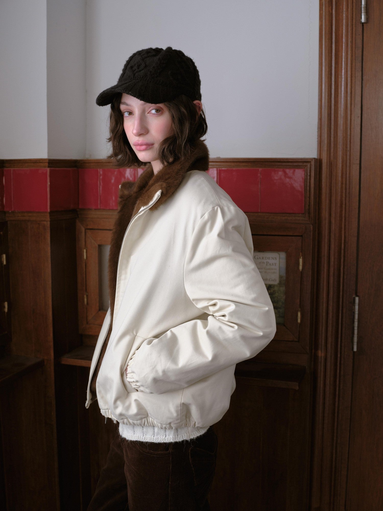DKZ OFFICIAL Apricot Contrast Fur Collar Zip Front Women&