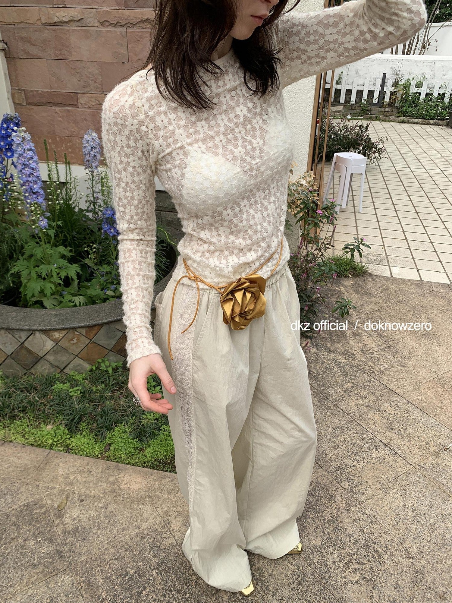 DKZ OFFICIAL Apricot Lace Panel High Waist Women&