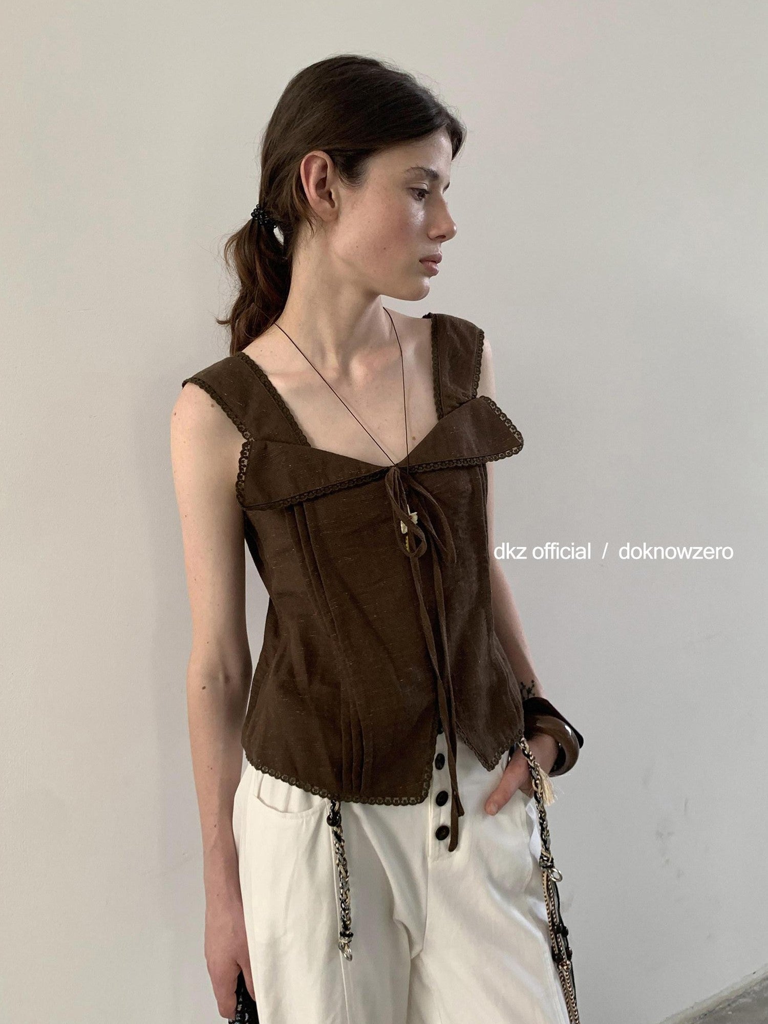 DKZ OFFICIAL Apricot Lace Trim Turn Down Collar Women&