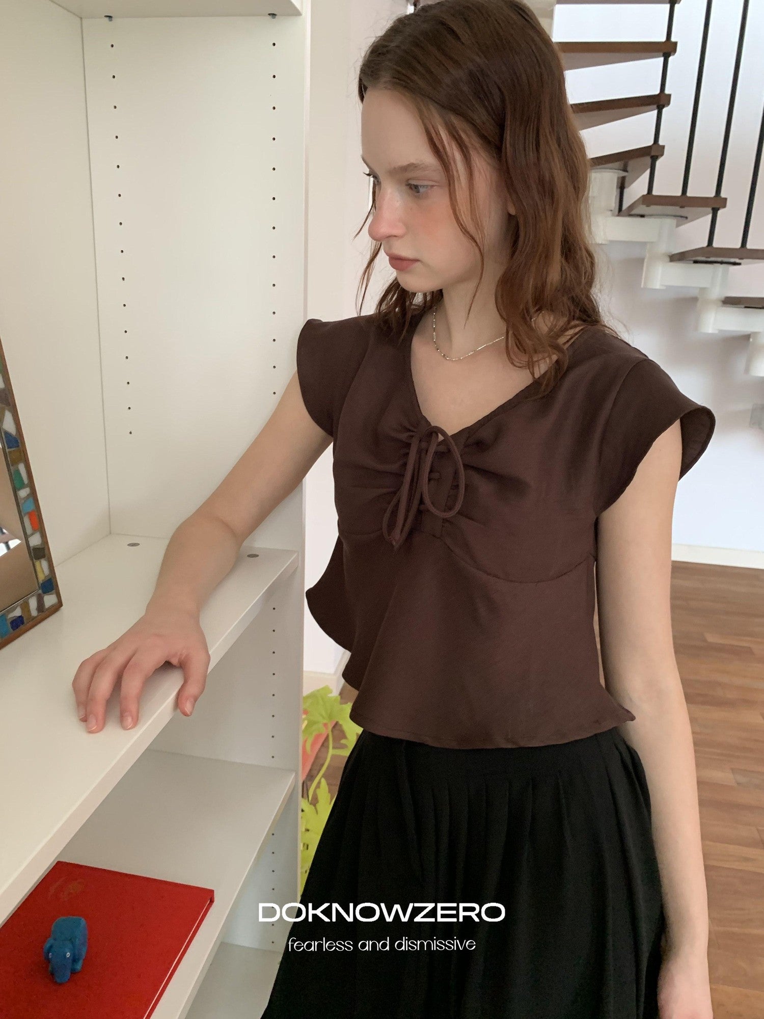 DKZ OFFICIAL Apricot Tie V-neck Cap Sleeve Cropped Women&