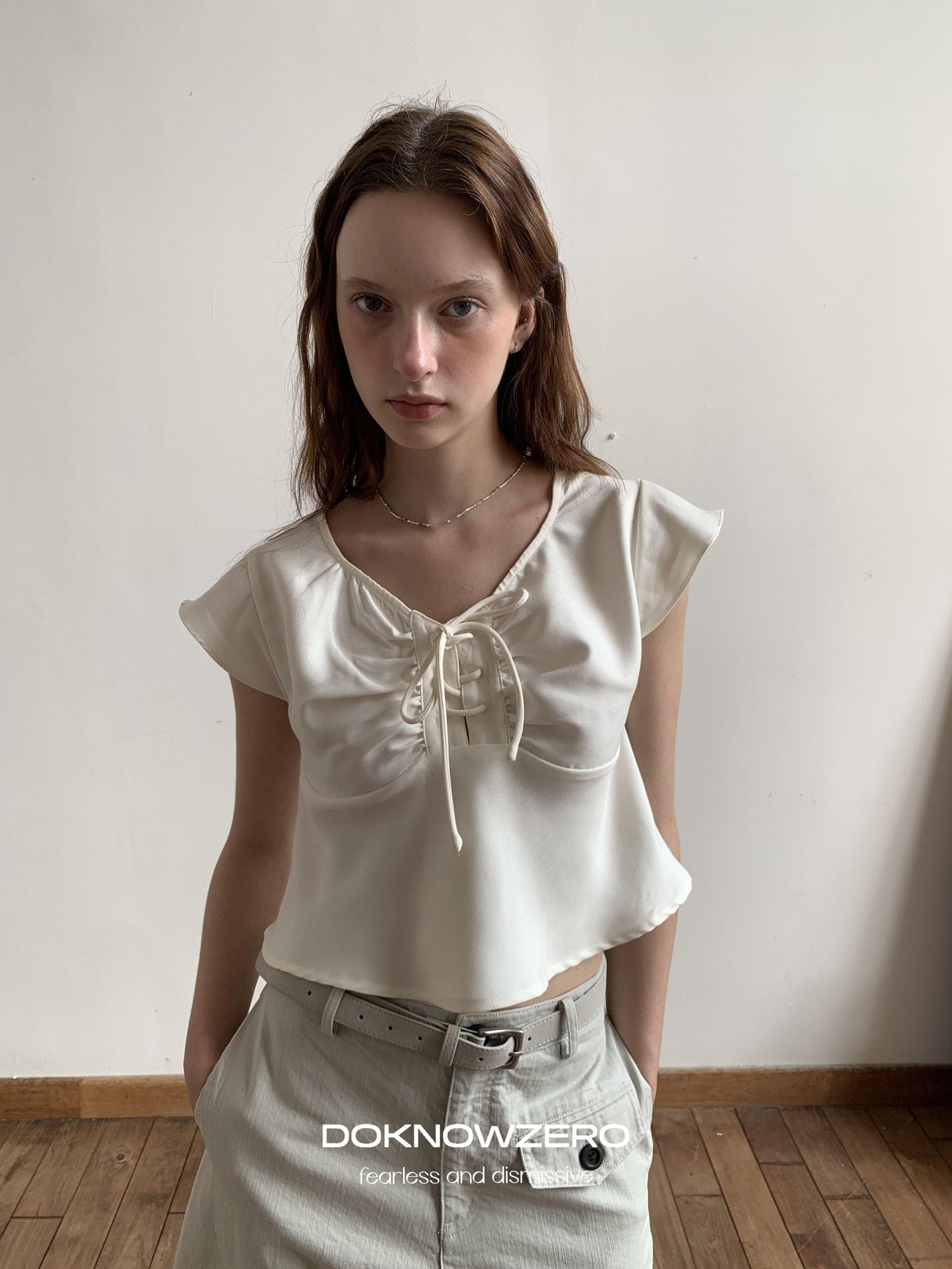 DKZ OFFICIAL Apricot Tie V-neck Cap Sleeve Cropped Women&