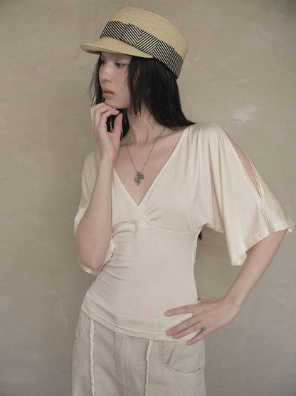 DKZ OFFICIAL Apricot V-neck Cutout Slim Waist Flutter Women&